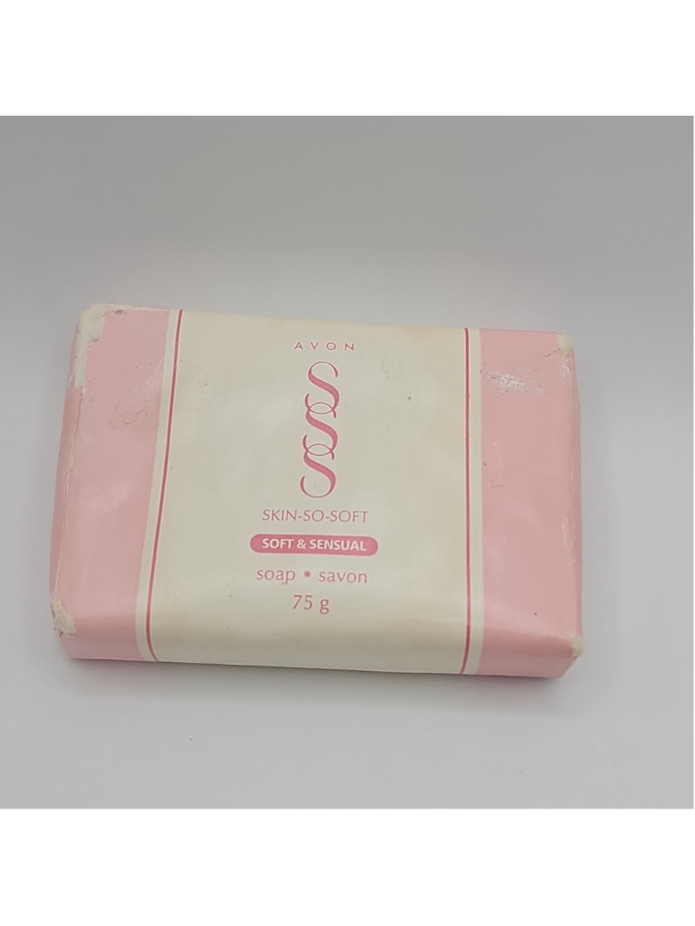 Avon Skin So Soft Soap Bar 75g Soft & Sensual Avon Canada Light Floral Fragrance